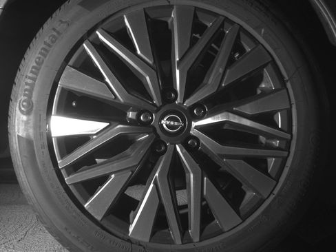 Used 2025 Nissan Altima 2.5 SV image 15