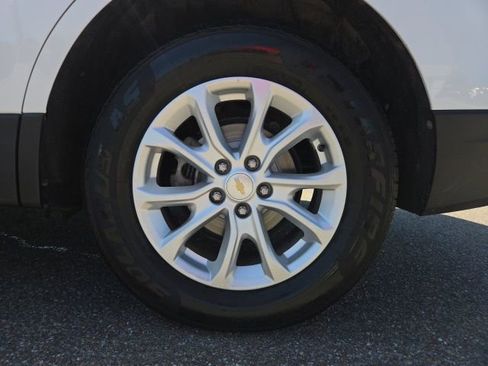 Used 2018 Chevrolet Equinox LT AWD/4WD image 20
