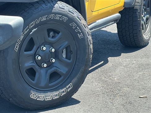Used 2021 Jeep Wrangler Sport AWD/4WD image 3