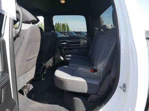 Certified 2024 RAM 3500 Big Horn image 16