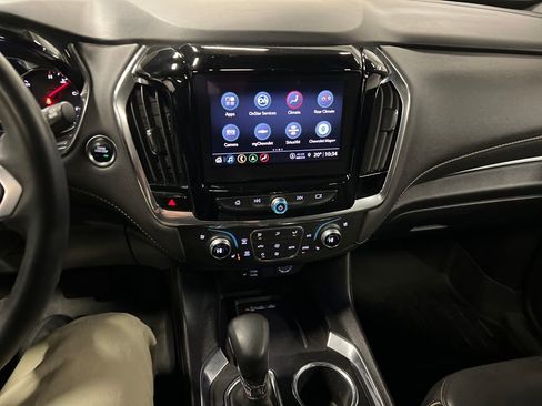 Certified 2023 Chevrolet Traverse Premier w/ Redline Edition image 18