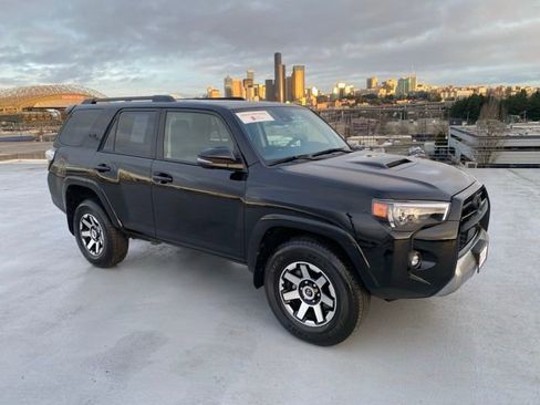 Certified 2023 Toyota 4Runner TRD Off-Road Premium image 33