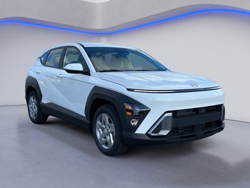 New 2026 Hyundai Kona SE image 6