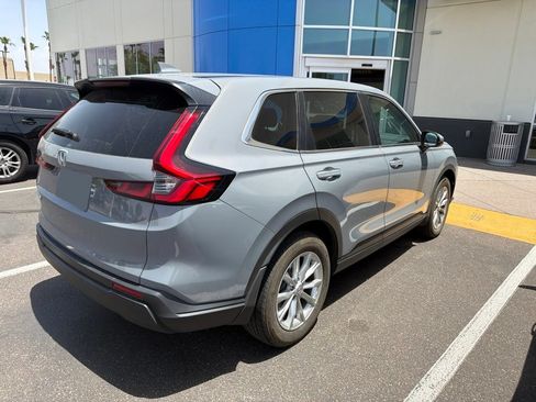 Used 2024 Honda CR-V EX image 4