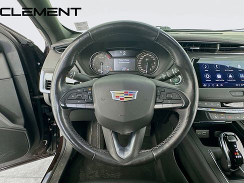 Used 2021 Cadillac XT4 Premium Luxury w/ Driver Awareness Package AWD/4WD image 14