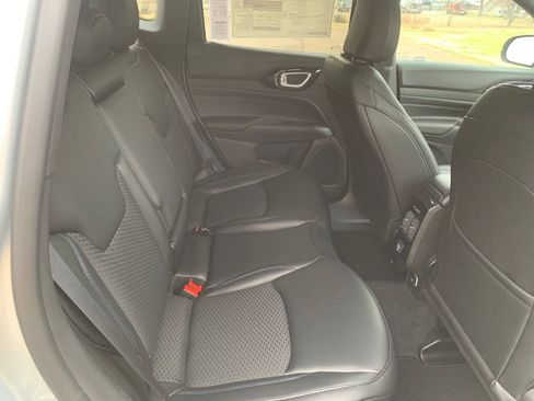 New 2026 Jeep Compass Latitude image 30