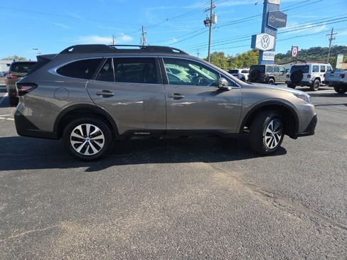 Used 2022 Subaru Outback Premium w/ Popular Package #1 image 6