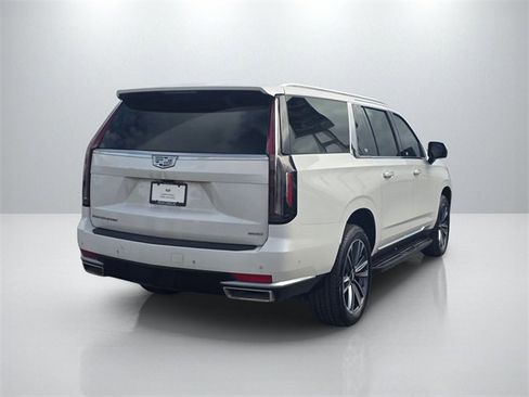 Used 2021 Cadillac Escalade ESV Premium Luxury image 5