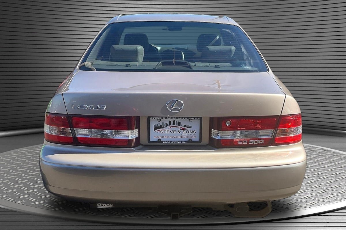 Used 2000 Lexus ES 330 w/ Lexus Value Pkg FWD image 5