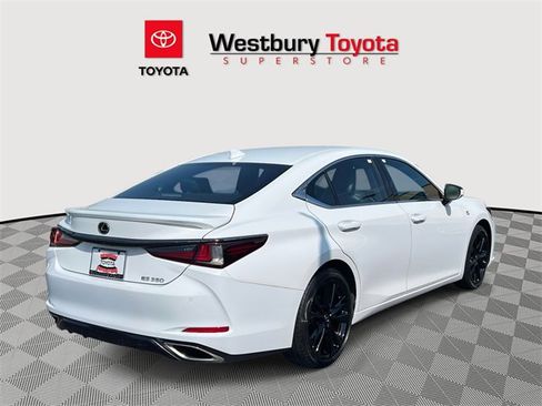 Used 2022 Lexus ES 350 F Sport image 7