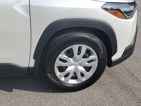 Certified 2024 Toyota Corolla Cross L AWD/4WD image 6