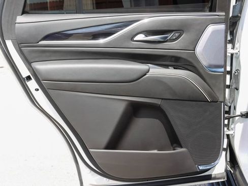 Used 2023 Cadillac Escalade V w/ LPO, ONYX Package AWD/4WD image 18