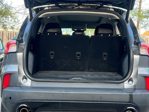 Used 2022 Ford Escape SEL w/ SEL Stealth AWD Package image 10