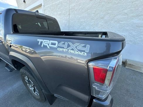 Used 2020 Toyota Tacoma TRD Off-Road w/ Technology Package AWD/4WD image 6
