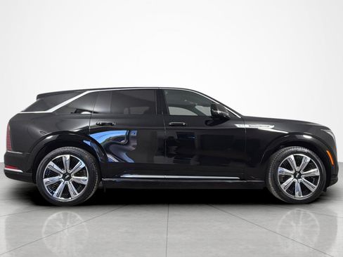 Used 2025 Cadillac Escalade IQ Luxury 2 AWD/4WD image 6