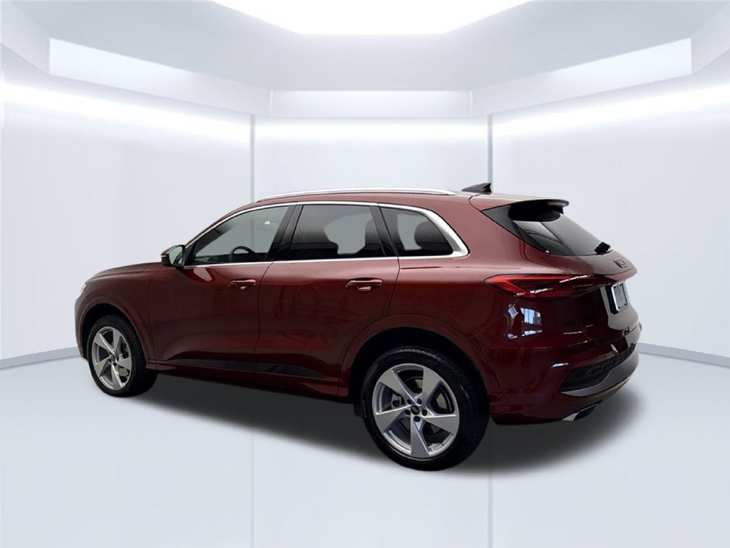Used 2025 Audi Q5 Premium Plus AWD/4WD image 3