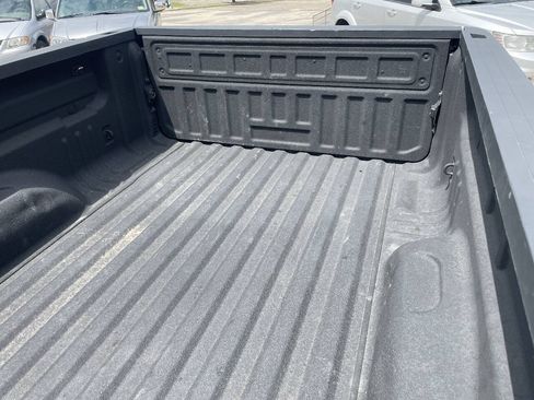Used 2016 Chevrolet Colorado Z71 AWD/4WD image 11