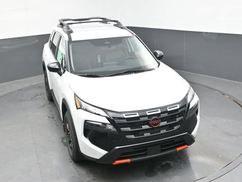 New 2026 Nissan Rogue SV image 31