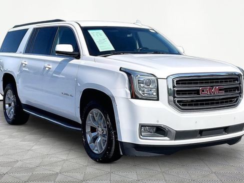 Used 2019 GMC Yukon XL SLE AWD/4WD image 3