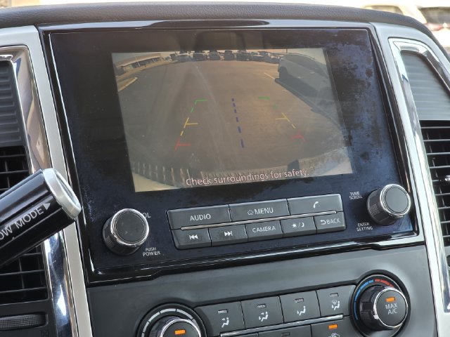 Used 2021 Nissan Titan SV RWD image 11