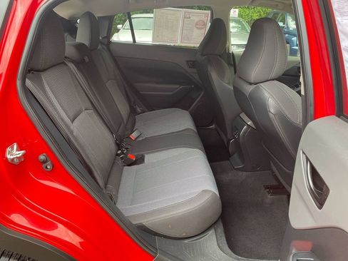 Used 2024 Subaru Crosstrek 2.0i Premium image 27