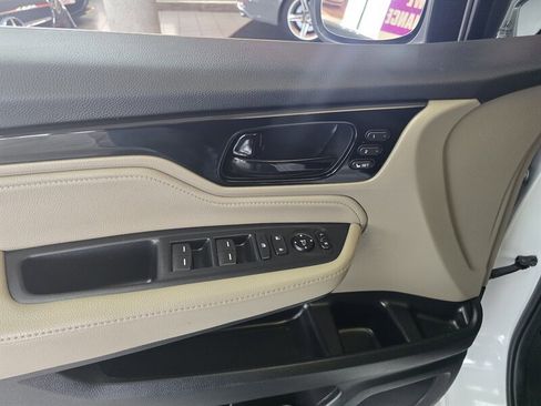 Used 2023 Honda Odyssey Touring image 18