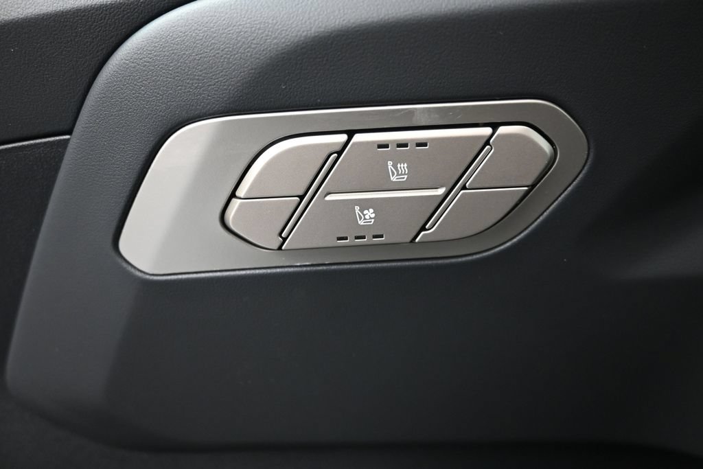New 2027 Kia Telluride EX FWD image 11