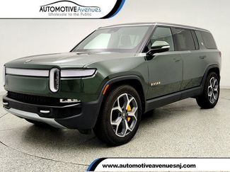 Used 2023 Rivian R1S Adventure AWD/4WD video 1