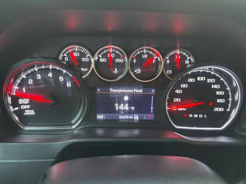Used 2021 Chevrolet Silverado 1500 LT AWD/4WD image 15