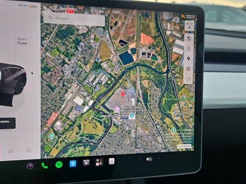 Used 2022 Tesla Model Y Long Range AWD/4WD image 5
