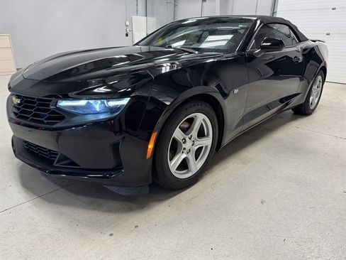 Used 2020 Chevrolet Camaro LT image 3