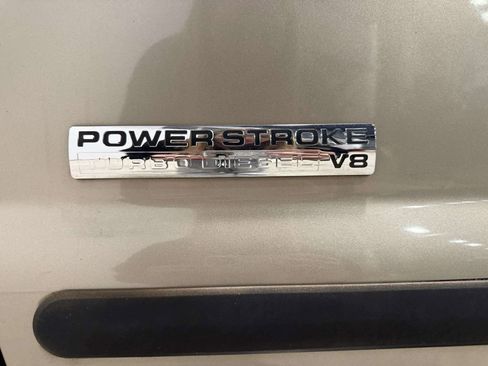 Used 2005 Ford F250 XL image 14