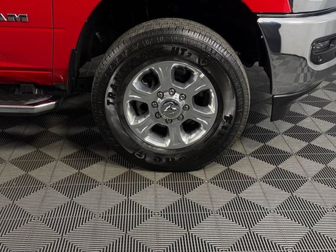 Certified 2026 RAM 2500 Big Horn AWD/4WD image 13