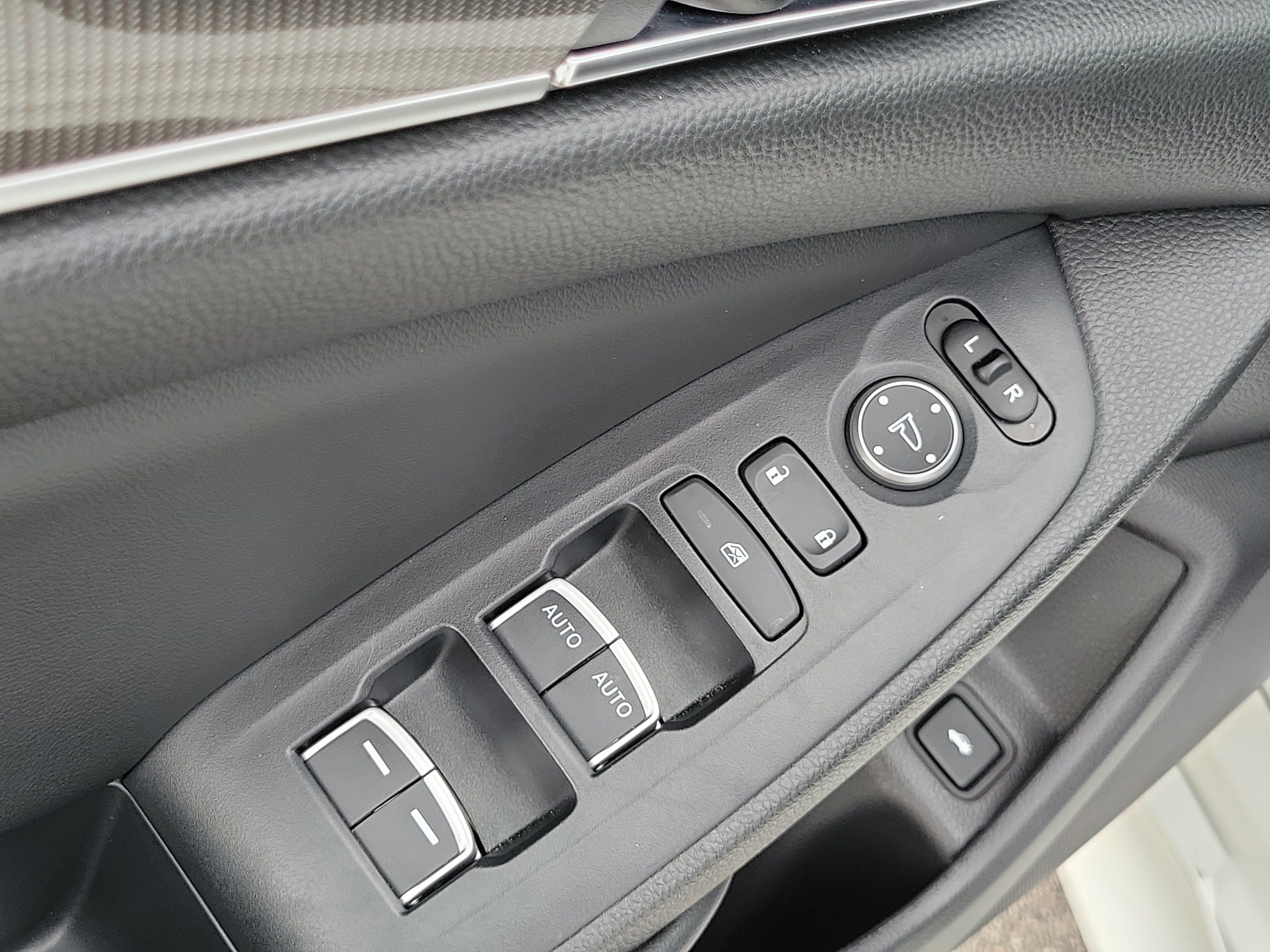 Used 2022 Honda Accord Sport image 25