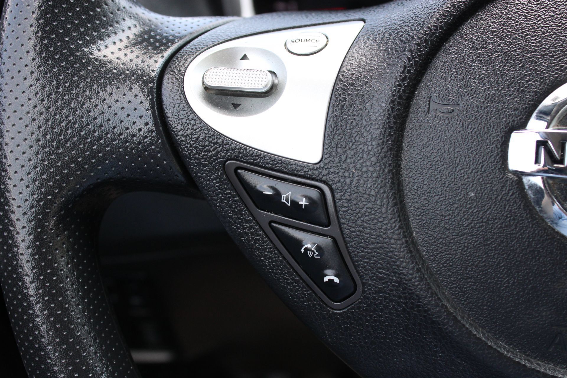 Used 2015 Nissan Juke S AWD/4WD image 25