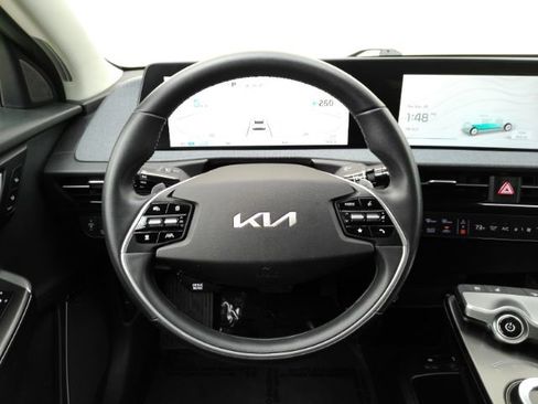 Used 2023 Kia EV6 Wind image 35