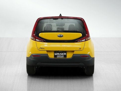 Used 2020 Kia Soul S FWD image 4