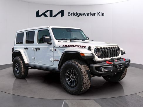 Used 2024 Jeep Wrangler Unlimited Rubicon AWD/4WD image 1