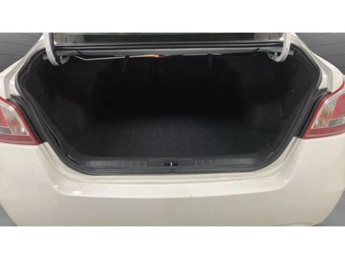 Used 2013 Nissan Altima 2.5 S FWD image 19