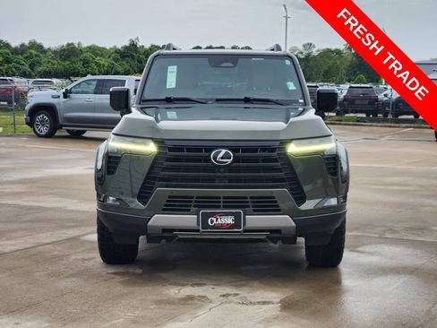 Used 2024 Lexus GX 550 AWD/4WD image 2