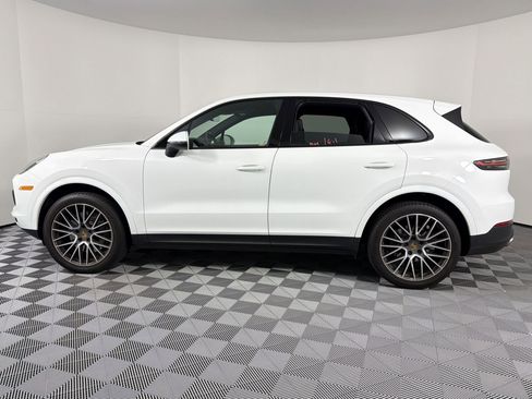 Used 2019 Porsche Cayenne S image 28