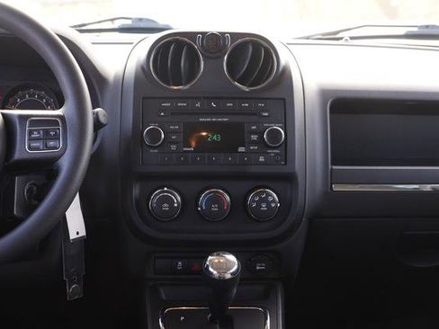 Used 2016 Jeep Patriot Sport w/ Power Value Group image 20