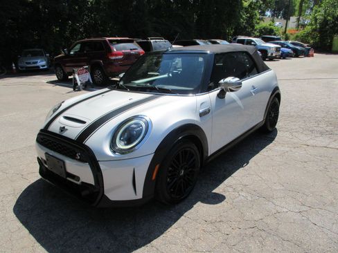 Used 2022 MINI Cooper S FWD image 1