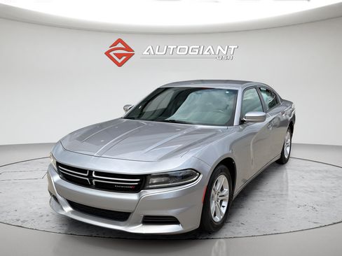 Used 2016 Dodge Charger SE w/ Popular Equipment Group RWD image 1