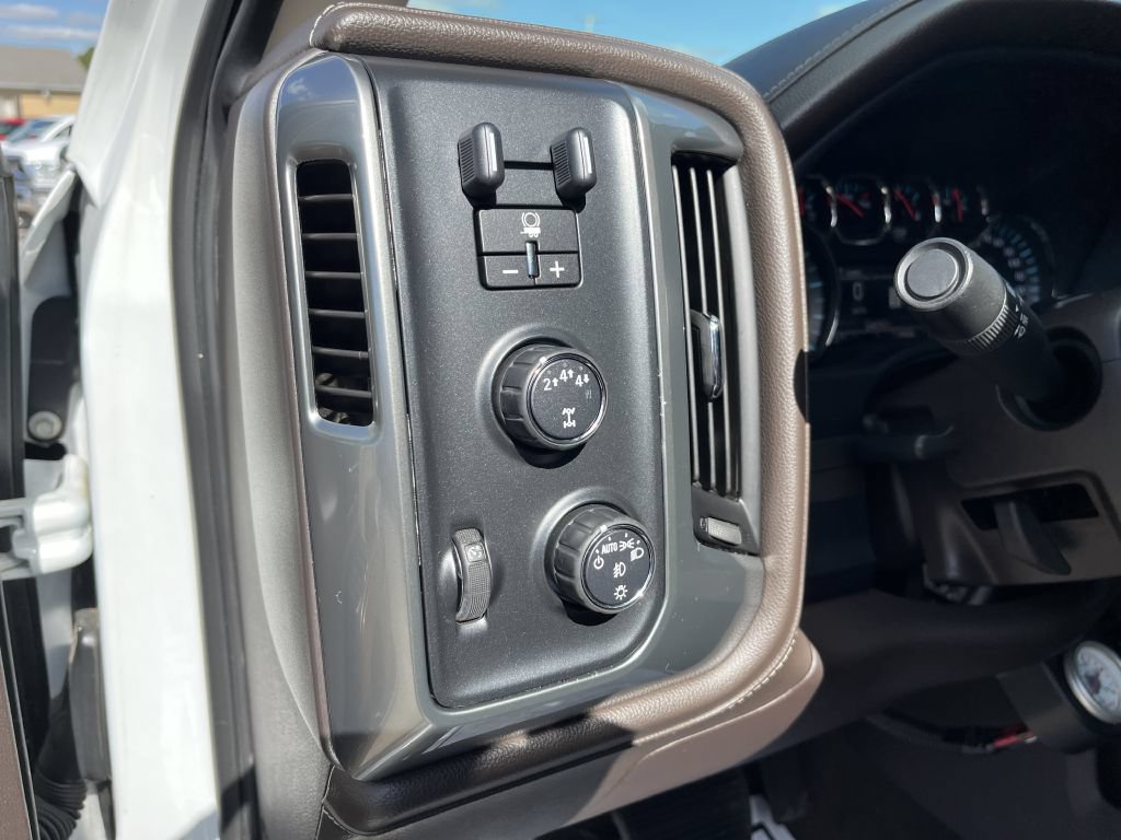 Used 2017 Chevrolet Silverado 2500 LTZ w/ Duramax Plus Package AWD/4WD image 22