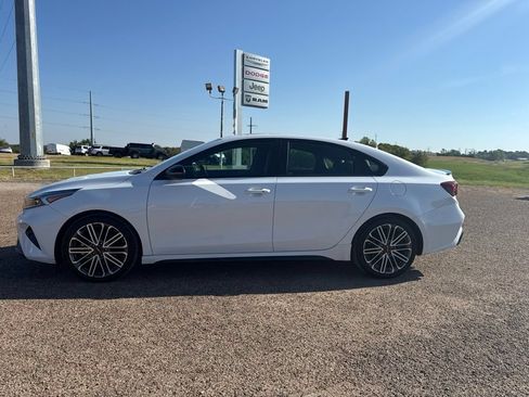 Used 2022 Kia Forte GT FWD image 4