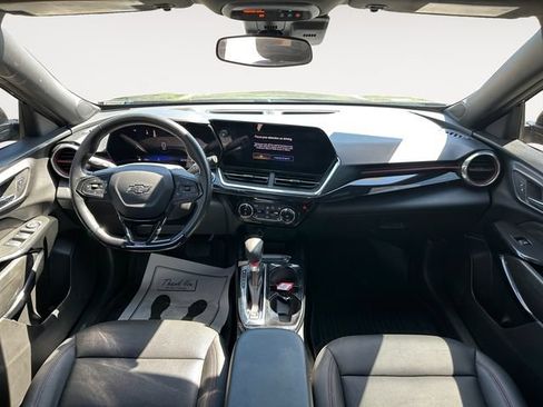 Used 2024 Chevrolet Trax RS w/ Driver Confidence Package FWD image 12