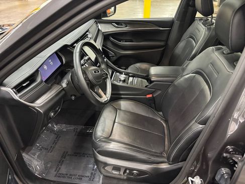 Used 2022 Jeep Grand Cherokee L Overland AWD/4WD image 10