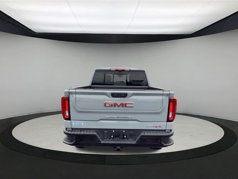 Used 2024 GMC Sierra 1500 AT4X image 7