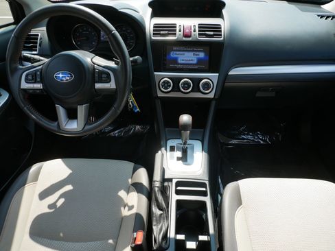 Used 2017 Subaru Crosstrek 2.0i Premium AWD/4WD image 10
